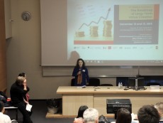 Diana Pop, maître de conférence à l'Université d'Angers, lance le colloque